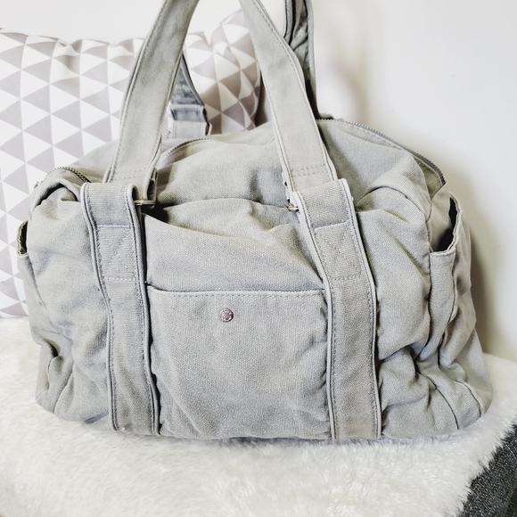 Aritzia TNA Military Utility Canvas Duffle Bag - Picture 6 of 9